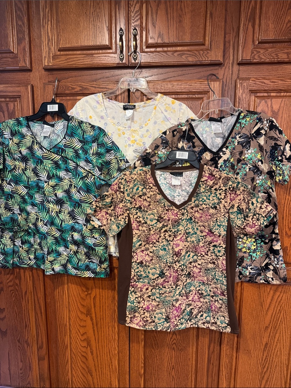 Cherokee Women's Multi-Print V-Neck Scrub Tops- lot of 4- like New condition